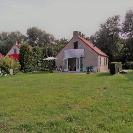 Gezellige Vakantiewoning Aan Het Water In Ewijk - Recreational Only No Workers Εξωτερικό φωτογραφία