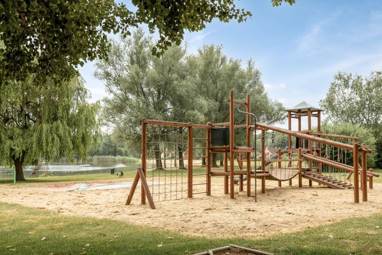 Gezellige Vakantiewoning Aan Het Water In Ewijk - Recreational Only No Workers Εξωτερικό φωτογραφία