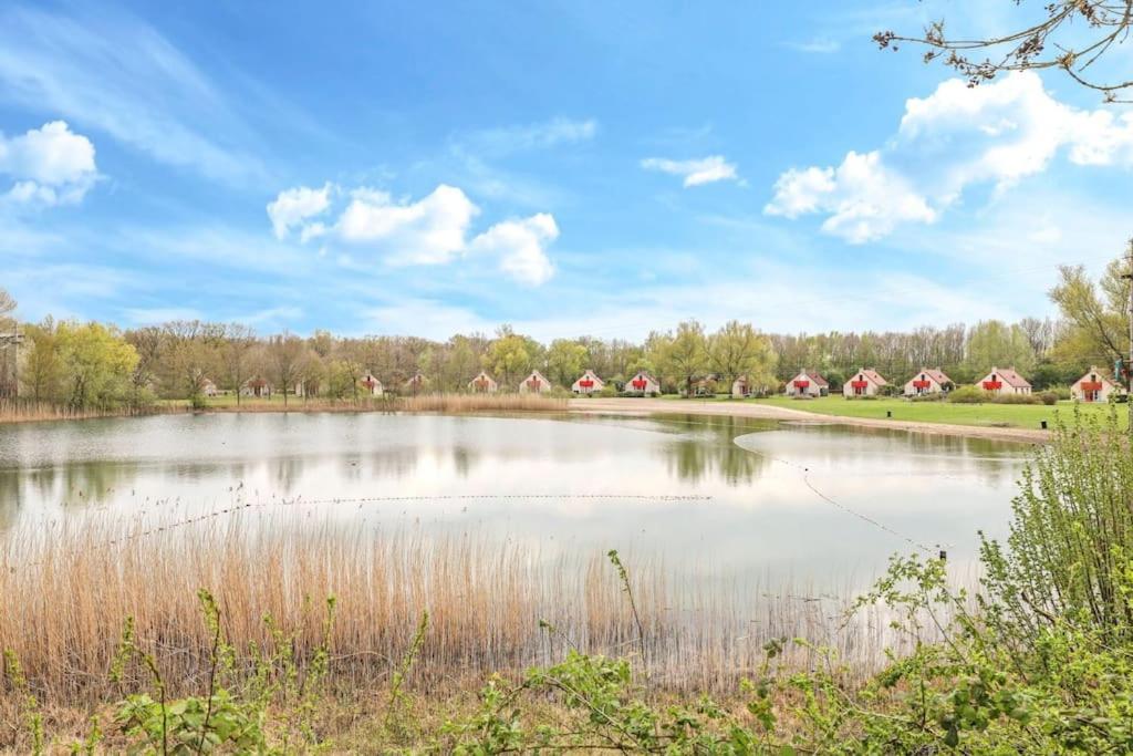 Gezellige Vakantiewoning Aan Het Water In Ewijk - Recreational Only No Workers Εξωτερικό φωτογραφία