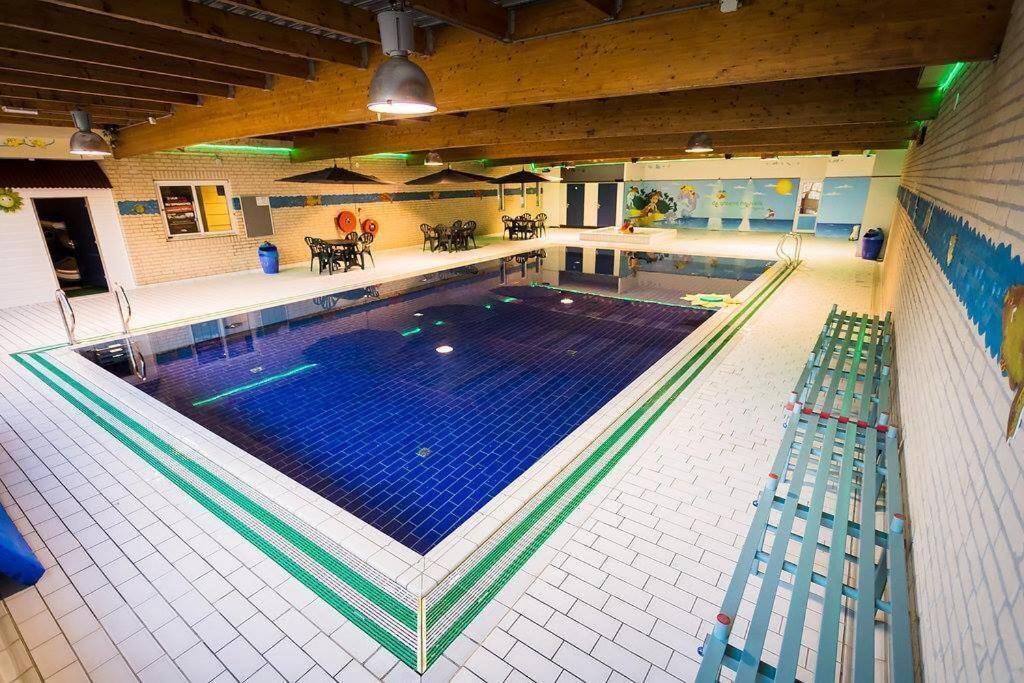 Gezellige Vakantiewoning Aan Het Water In Ewijk - Recreational Only No Workers Εξωτερικό φωτογραφία